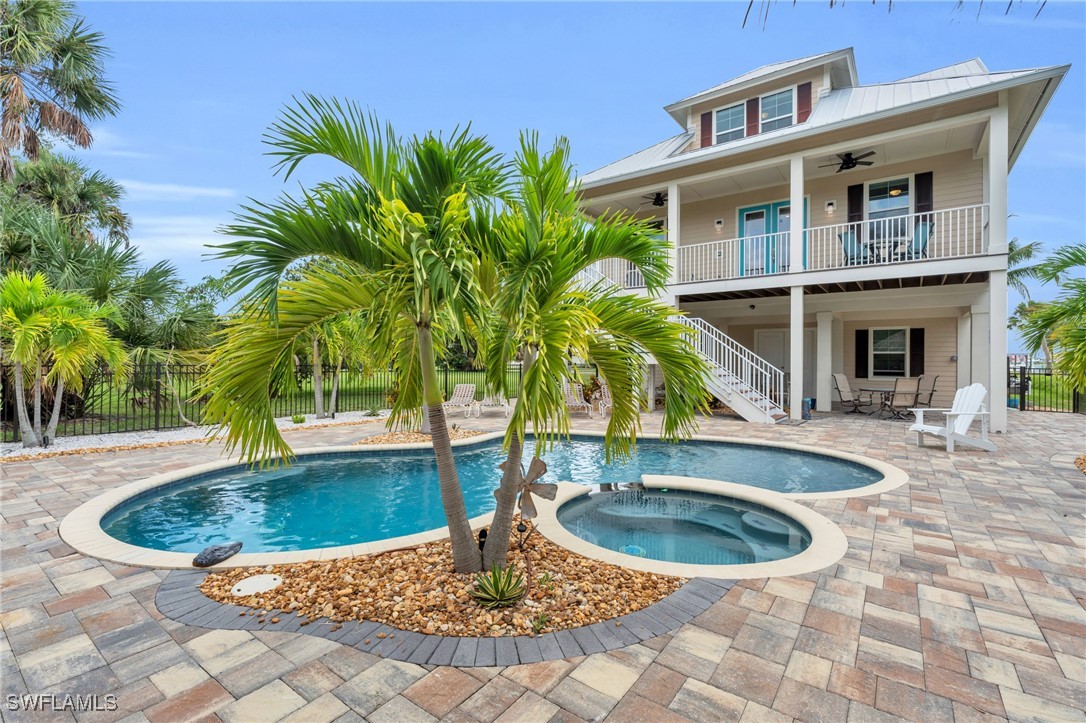 830 San Carlos Drive