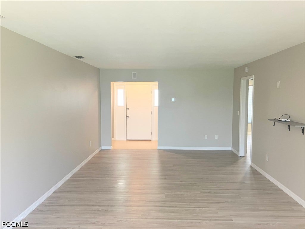 1254 Hazeltine Drive