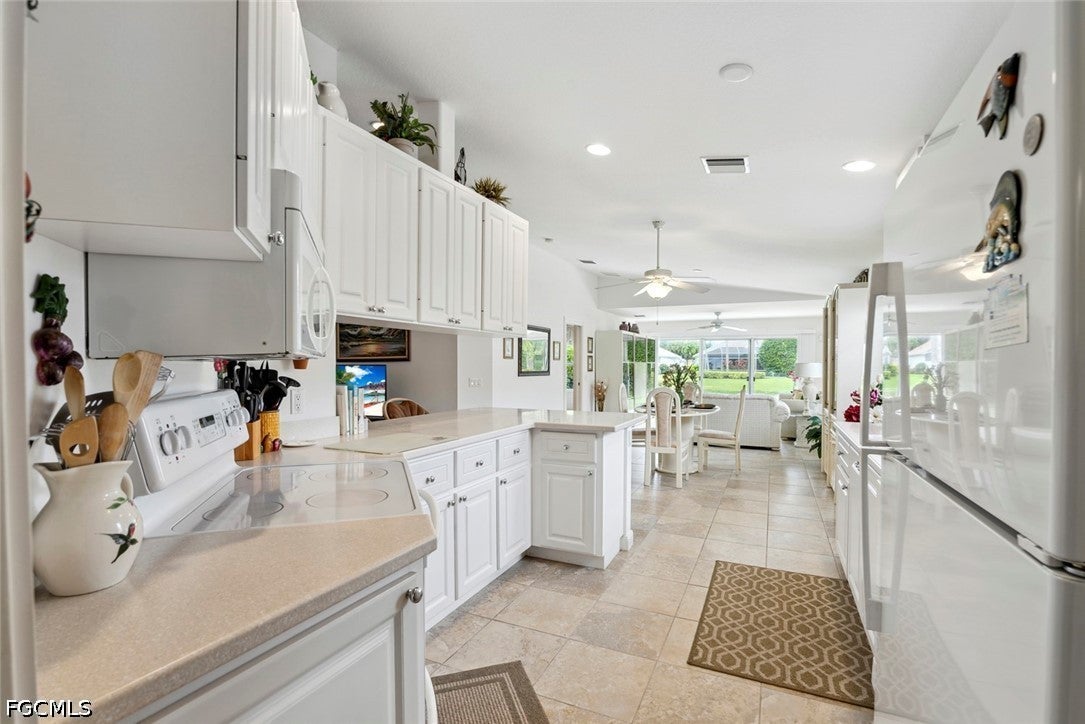 28258 Islet Trail