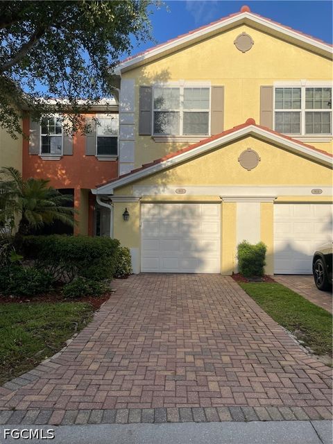 4361 Lazio Way 903 Fort Myers FL 33901