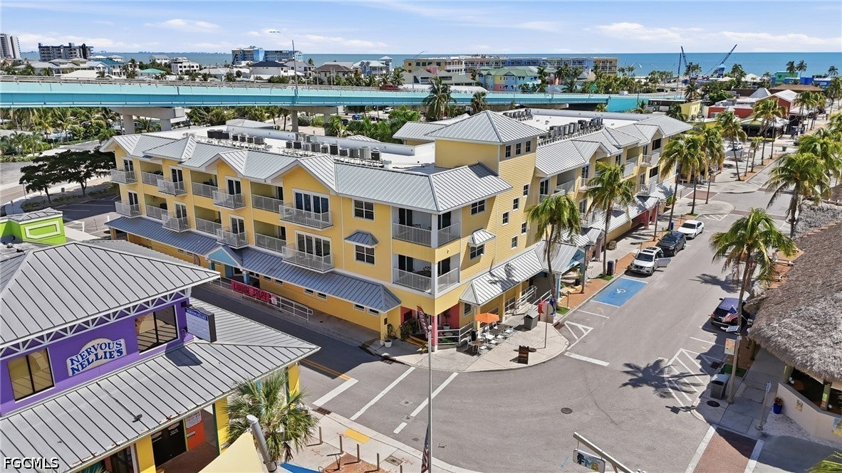 450 Old San Carlos Boulevard G106