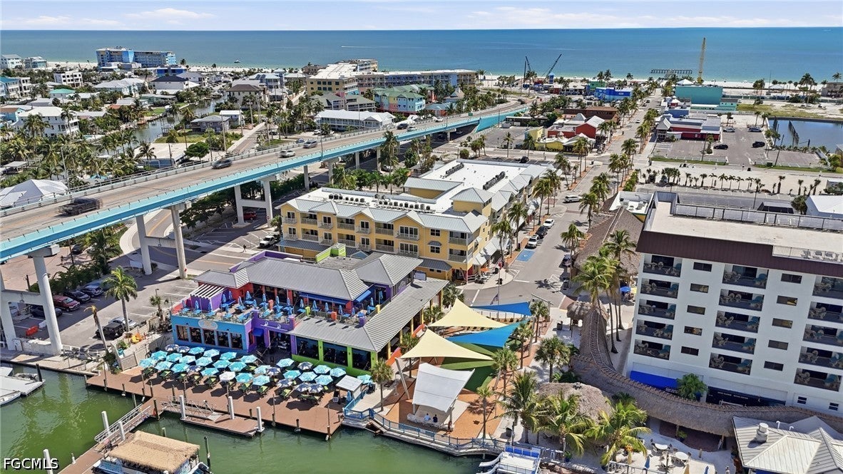 450 Old San Carlos Boulevard G106