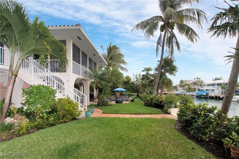 A home in ISLAMORADA