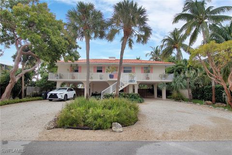 A home in ISLAMORADA