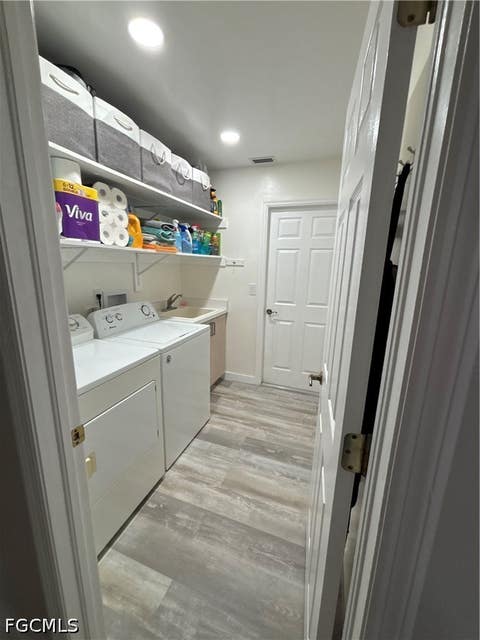 Tiny photo for 11670 Pine Hammock Circle, Fort Myers, FL 33919 (MLS # 2026030837)