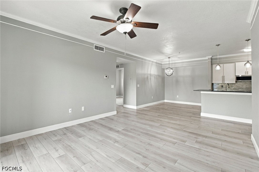 11530 Villa Grand 1115