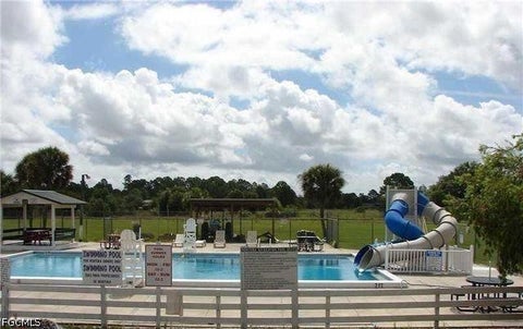 Tiny photo for 287 Avenida Del Sur, Clewiston, FL 33440 (MLS # 2026031005)