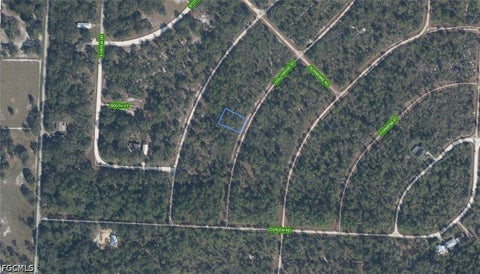 Tiny photo for 818 Hollywood Street, Lake Placid, FL 33852 (MLS # 2026039196)