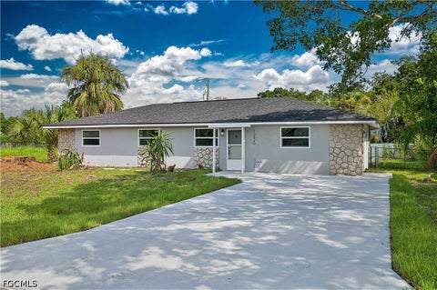 Photo of 13820 1st Street, Fort Myers, FL 33905 (MLS # 2026035678)