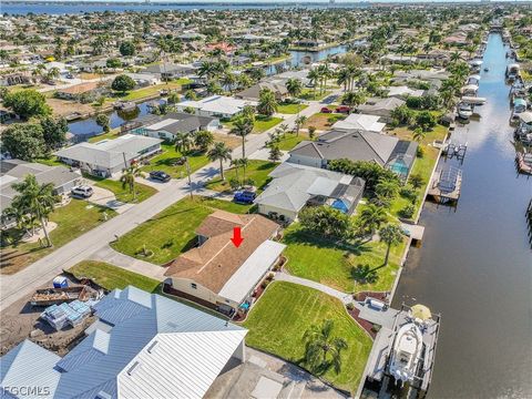 3018 SE 18th Place Cape Coral FL 33904