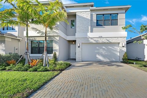 12775 Woodbury Drive Estero FL 33928