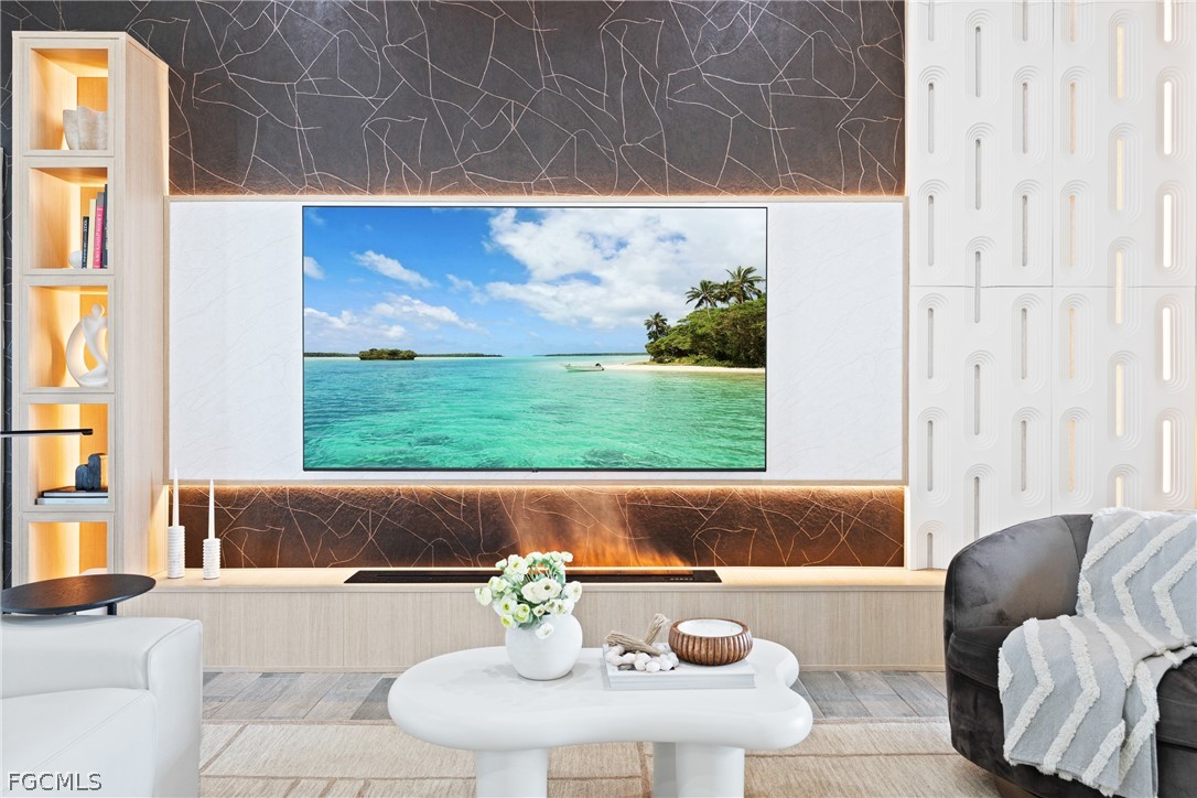 1728 Diplomat Parkway W