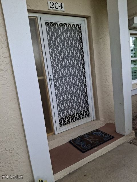 2847 Aintree Lane A204 Naples FL 34112