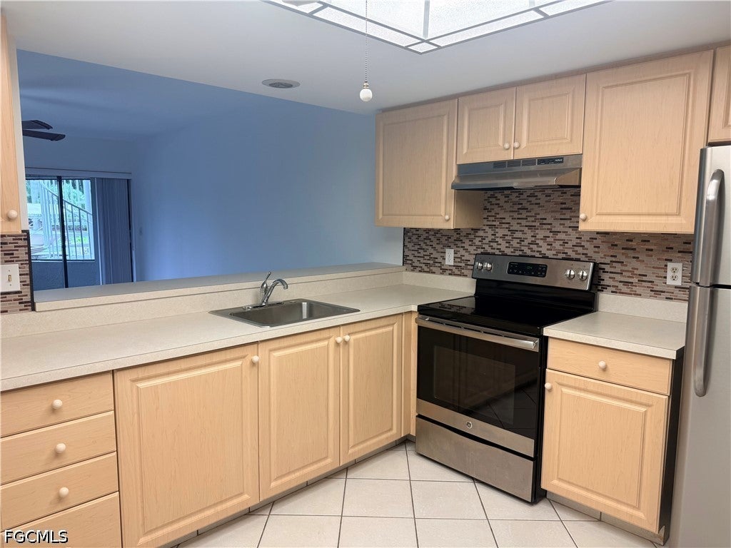 829 SW 47th Terrace 103