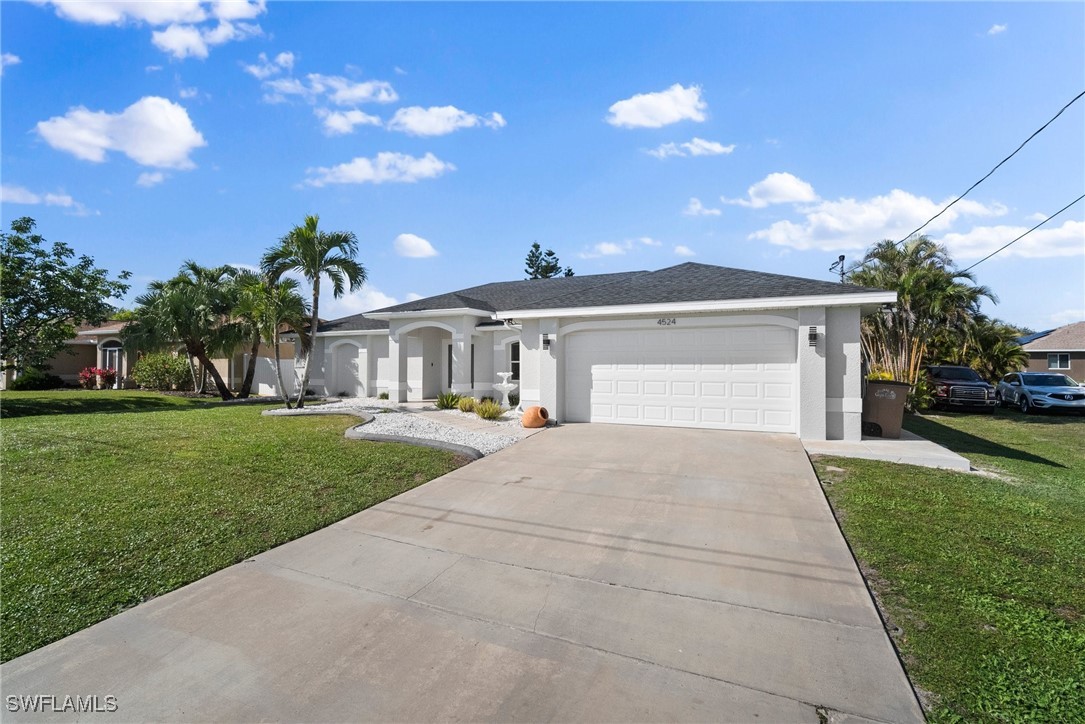 4524 SW 9th Place