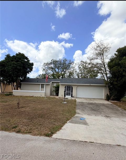 4126 SE 1st Court Cape Coral FL 33904