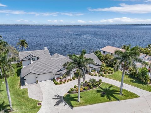 2803 SE 22nd Place Cape Coral FL 33904