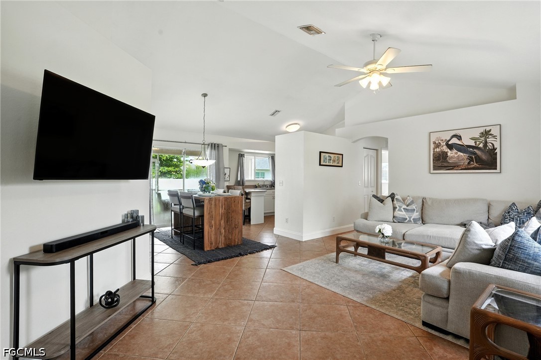 1125 SW 44th Terrace