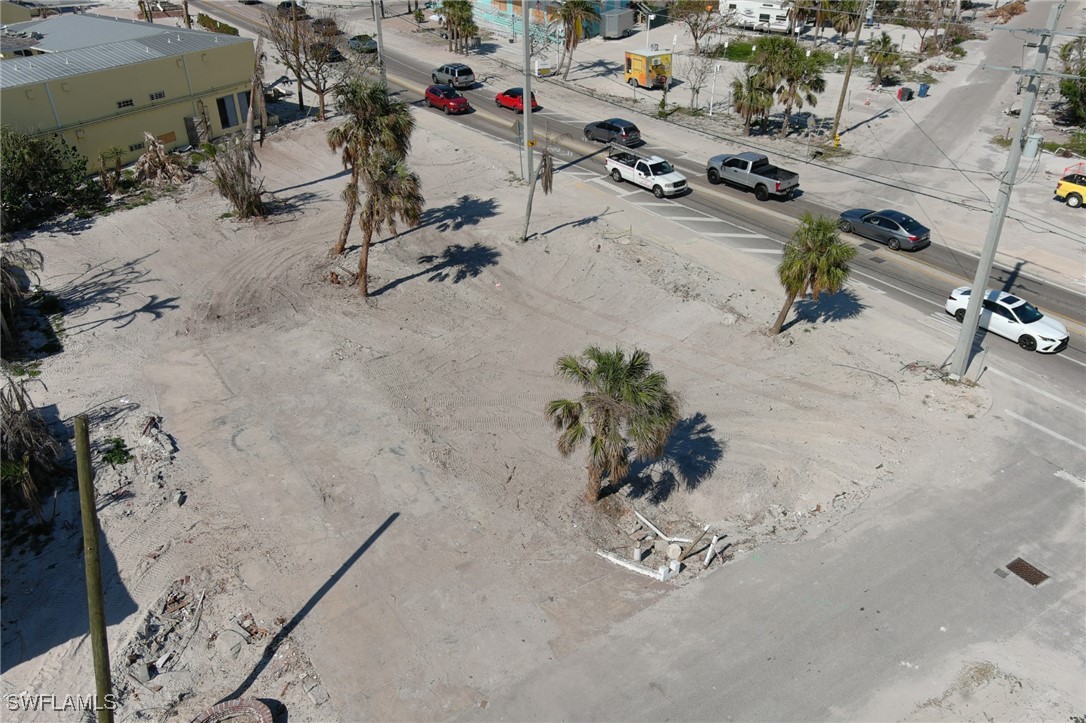 2330-2370 Estero Boulevard