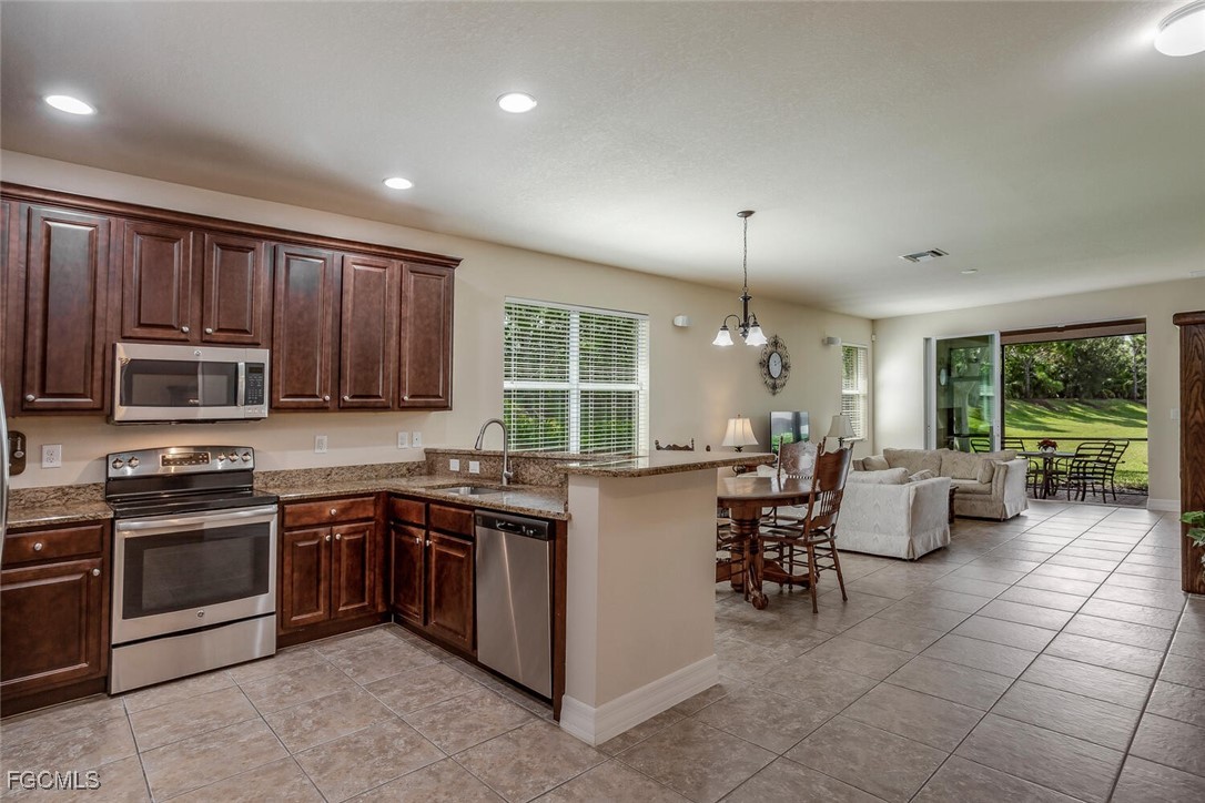 10502 Spruce Pine Court