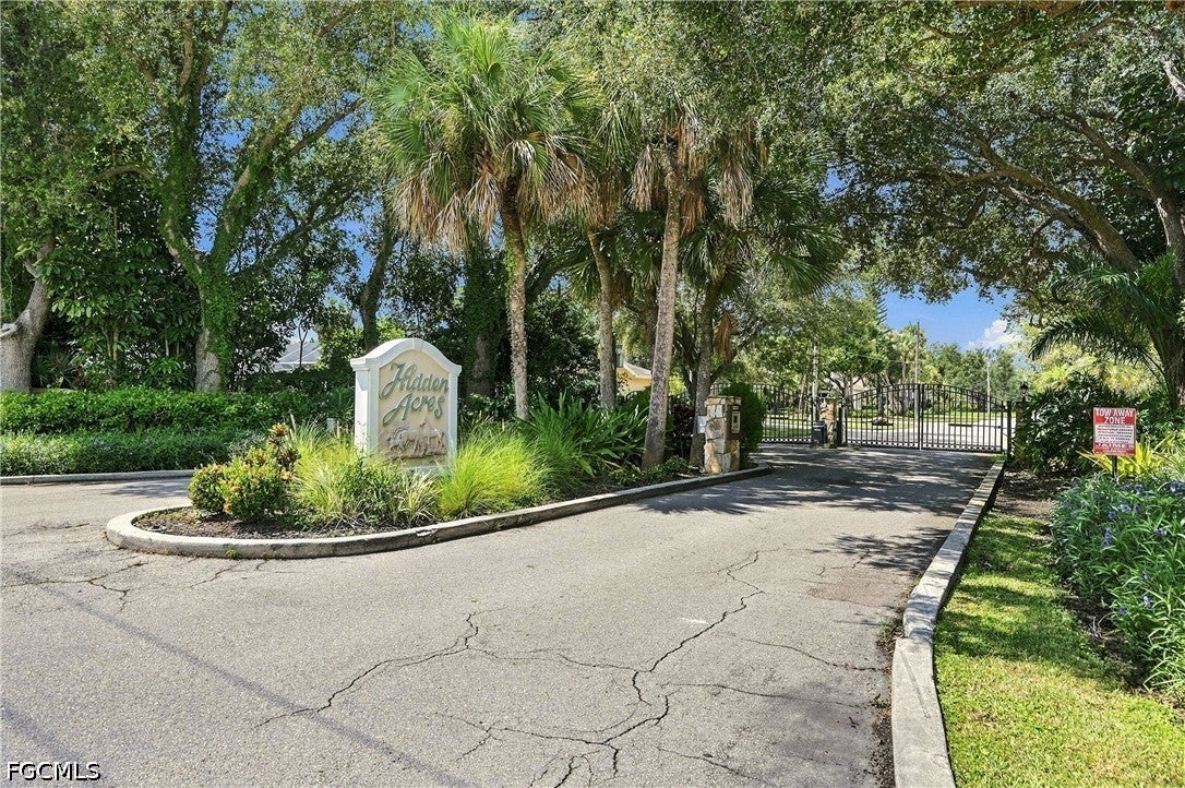 3778 Hidden Acres Circle S