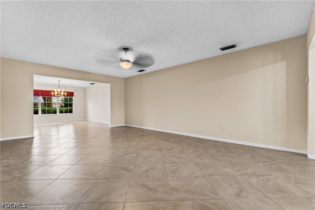 1238 N Brandywine Circle