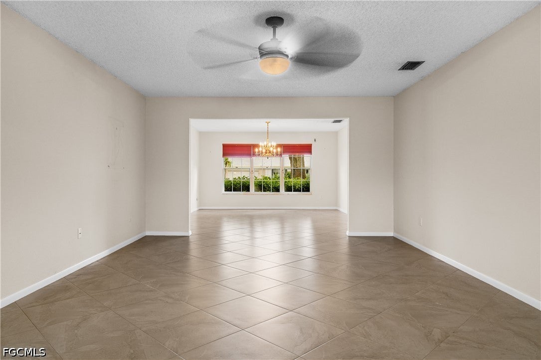 1238 N Brandywine Circle