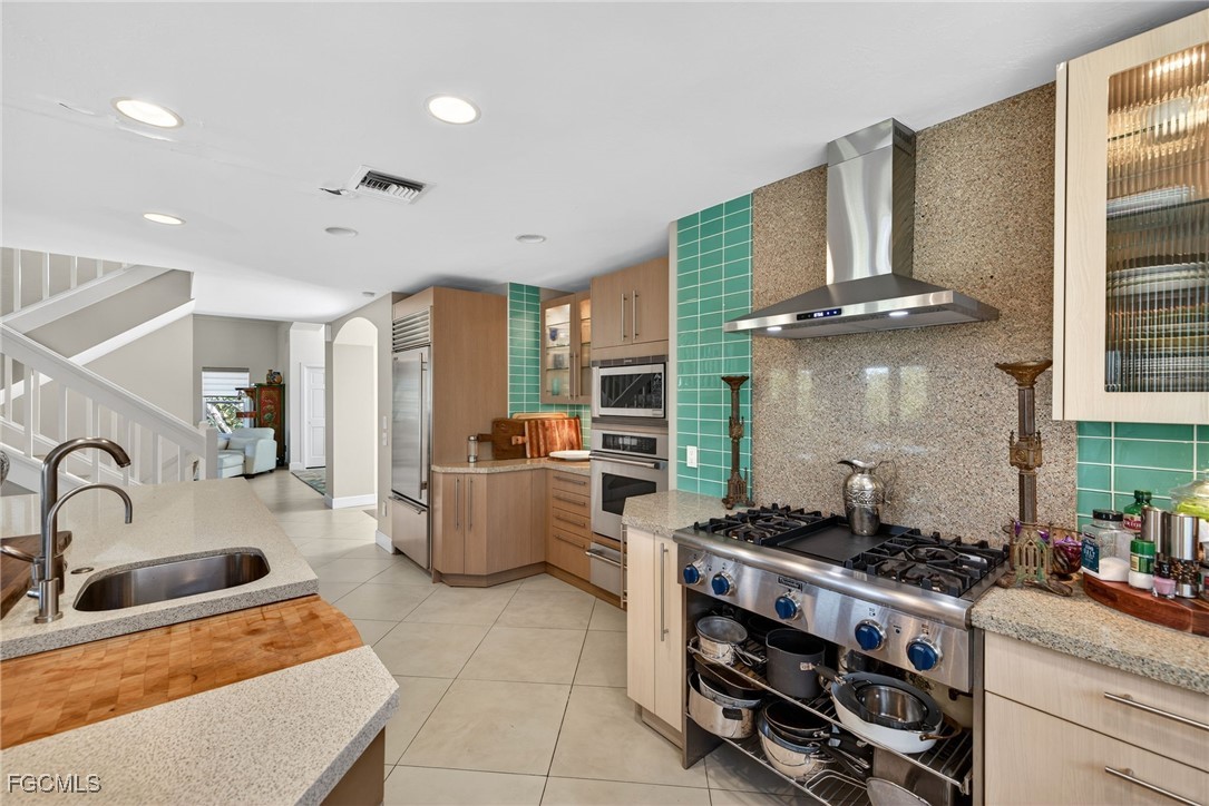 500 Kinzie Island Court