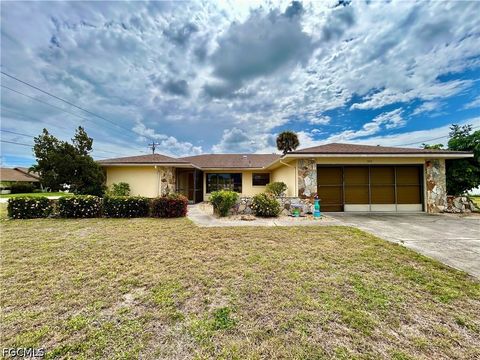 Photo of 3419 SE 5th Avenue, Cape Coral, FL 33904 (MLS # 2026018826)