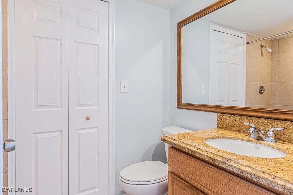 Fort Myers, Florida 33907, United States, 2 Bedrooms Bedrooms, ,2 BathroomsBathrooms,Residential,Active,33263