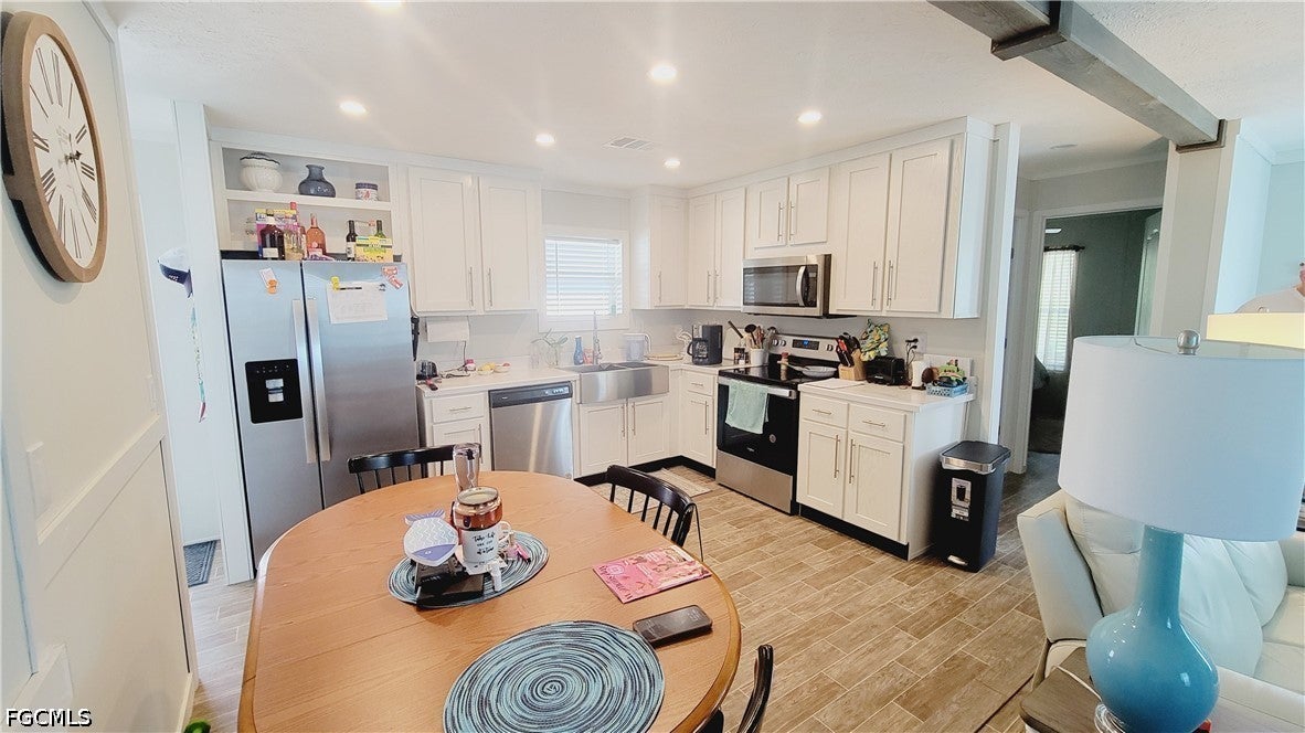 352 Shoreland Drive