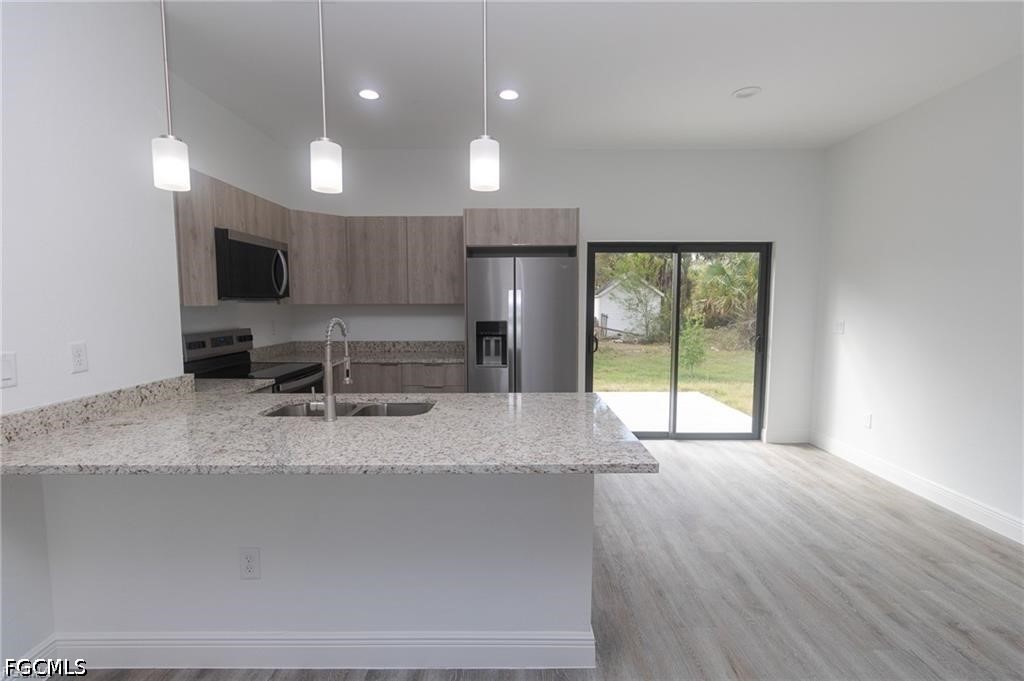 1476 Rugby Lane