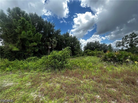 Tiny photo for 3313 27th Street SW, Lehigh Acres, FL 33976 (MLS # 2026033423)