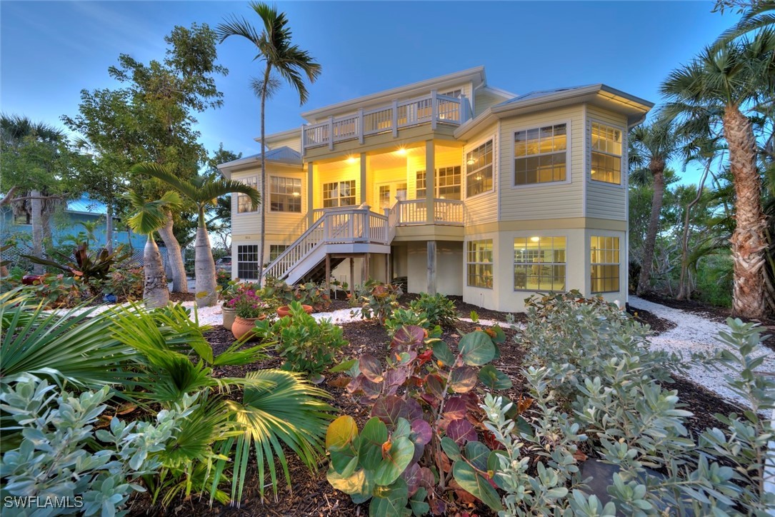 5810 Pine Tree Drive