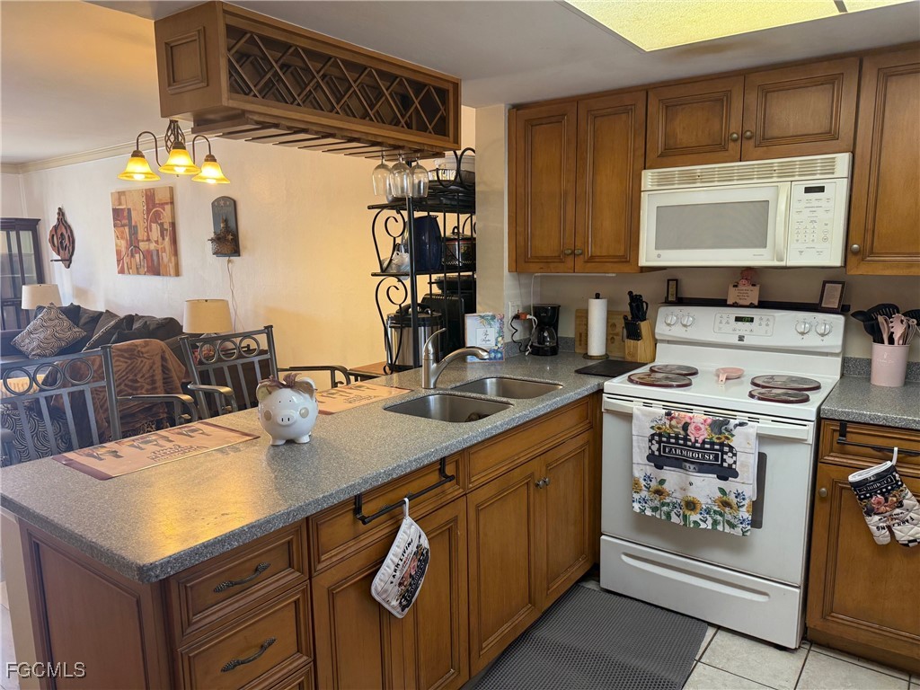 4790 S Cleveland Avenue 105