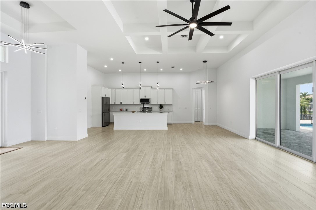 1625 SW 44th Terrace