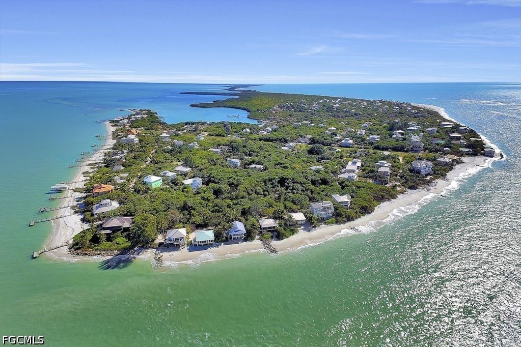 4486 Hammock Court