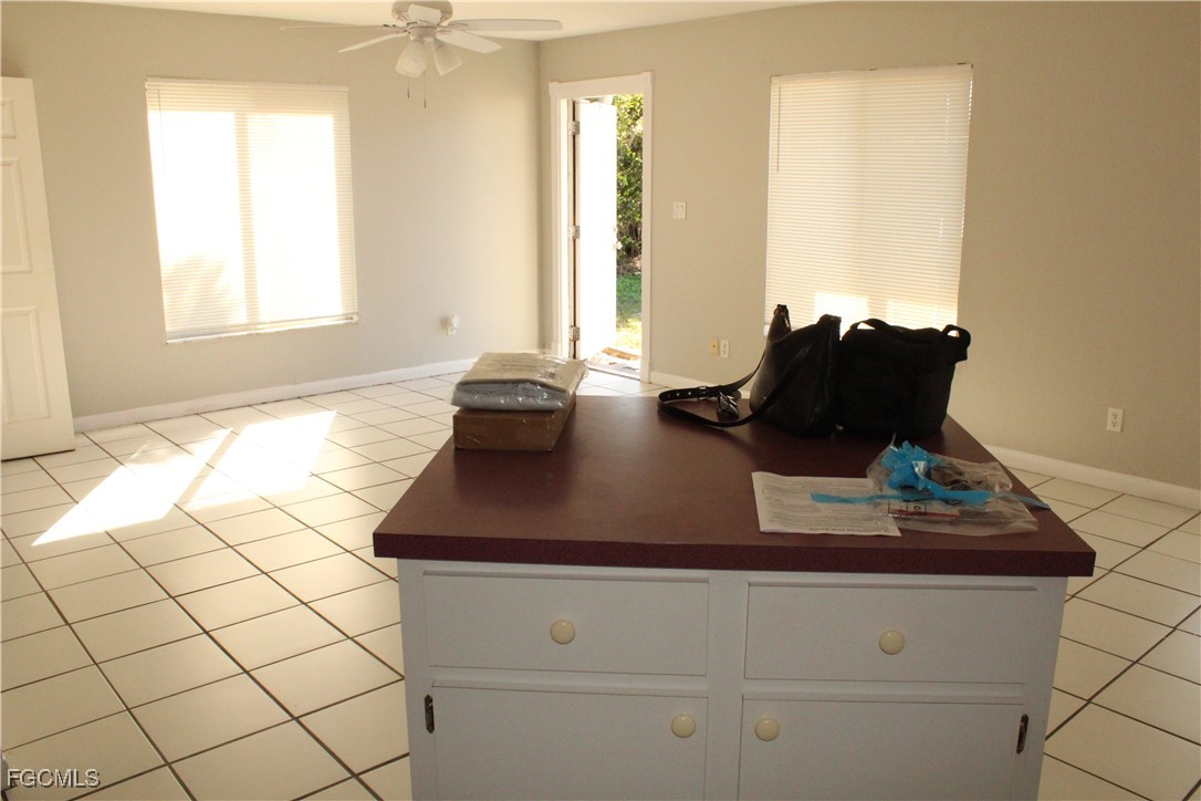 1811 SE 15th Place 1