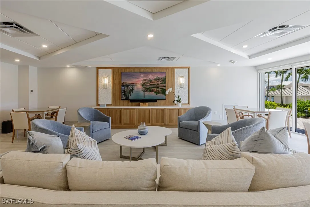 Naples, Florida 34103, United States, 2 Bedrooms Bedrooms, ,2 BathroomsBathrooms,Residential,Active,138536