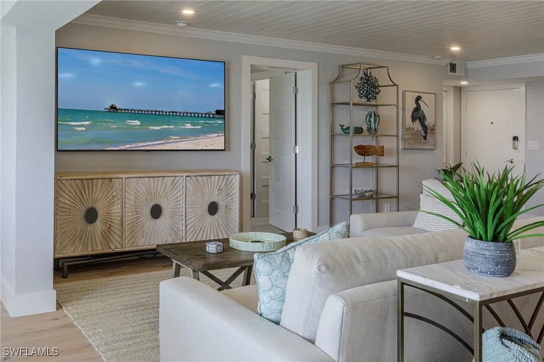 Naples, Florida 34103, United States, 2 Bedrooms Bedrooms, ,2 BathroomsBathrooms,Residential,Active,138536