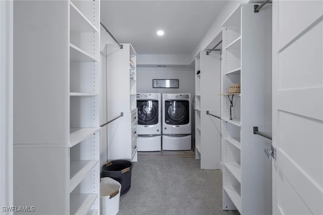 Naples, Florida 34103, United States, 2 Bedrooms Bedrooms, ,2 BathroomsBathrooms,Residential,Active,138536