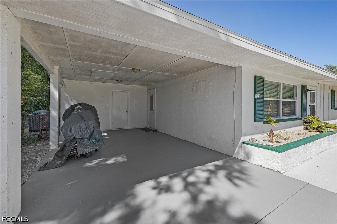10795 Holly Road