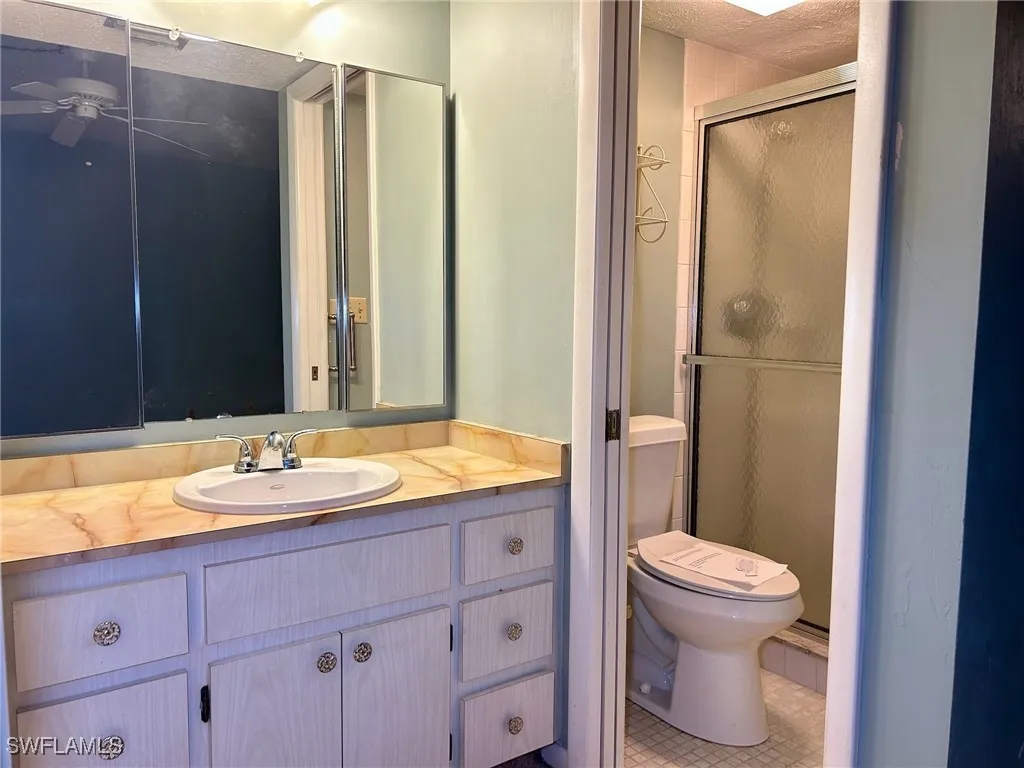 Cape Coral, Florida 33904, United States, 2 Bedrooms Bedrooms, ,2 BathroomsBathrooms,Residential,Active,107894