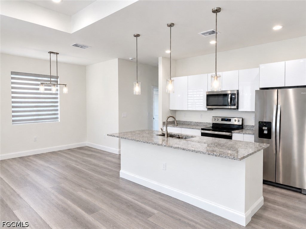 701 W 7th Street
