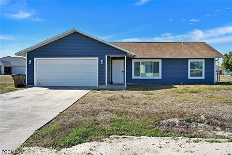 1942 NE 15th Street Cape Coral FL 33909