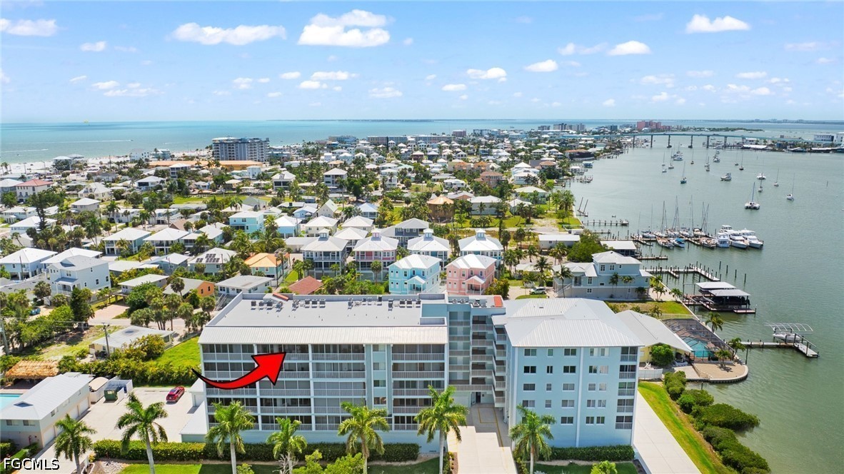 345 Mango Street 605