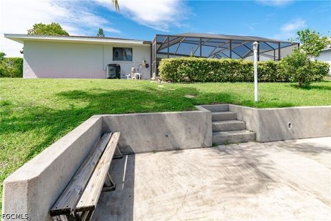 Tiny photo for 908 SE 33rd Street, Cape Coral, FL 33904 (MLS # 2026021566)