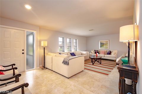 Tiny photo for 908 SE 33rd Street, Cape Coral, FL 33904 (MLS # 2026021566)