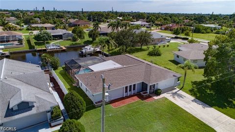 Tiny photo for 908 SE 33rd Street, Cape Coral, FL 33904 (MLS # 2026021566)