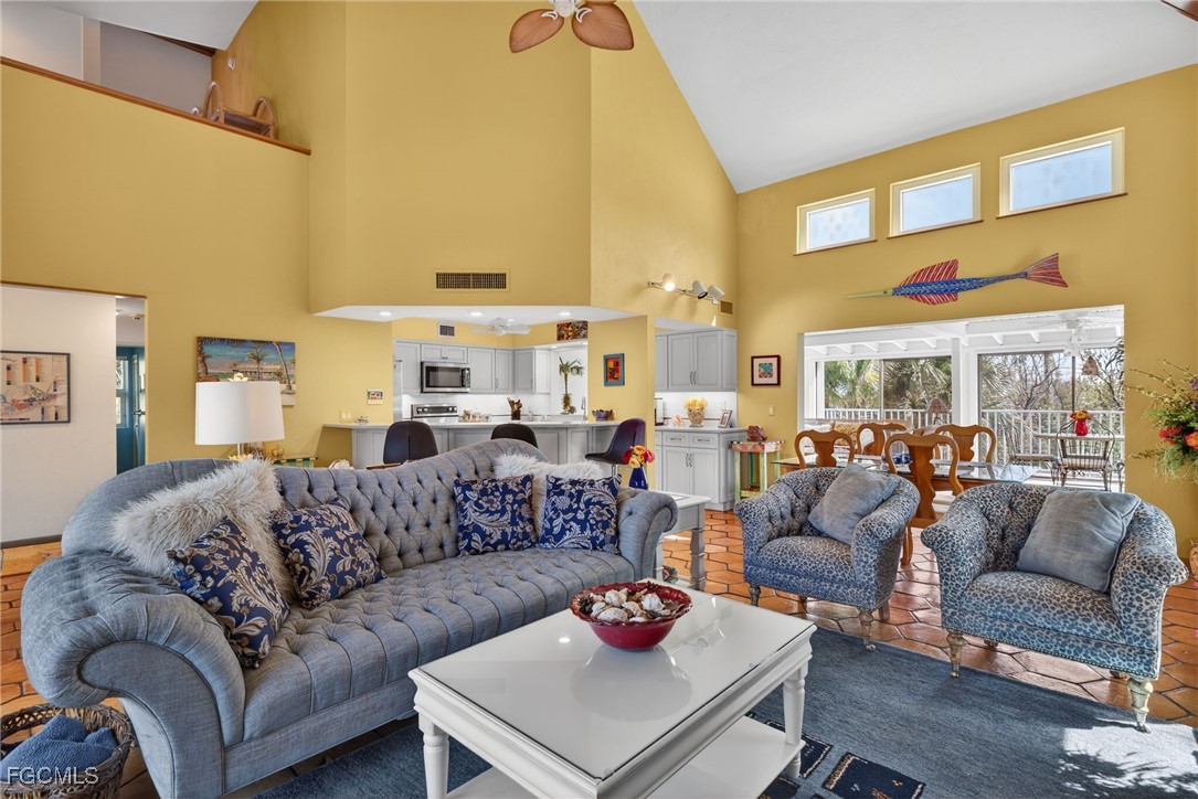 5312 Ladyfinger Lake Road